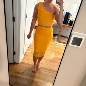 One-Shoulder Yellow Ruched Dress